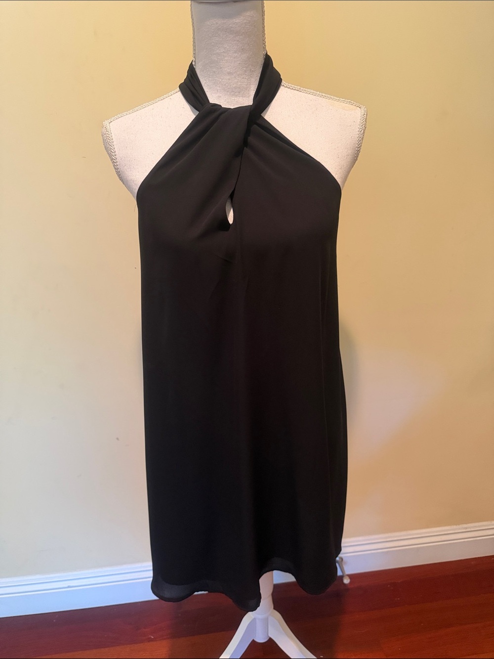 Soprano Black Halter Twist Keyhole Dress